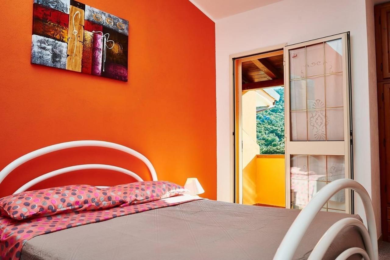 Cala Gonone, Casa I Pini Apartman Kültér fotó